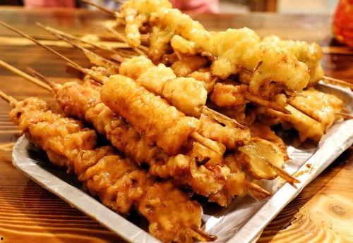 娱乐吃瓜酱炸串视频,揭秘网红美食背后的故事